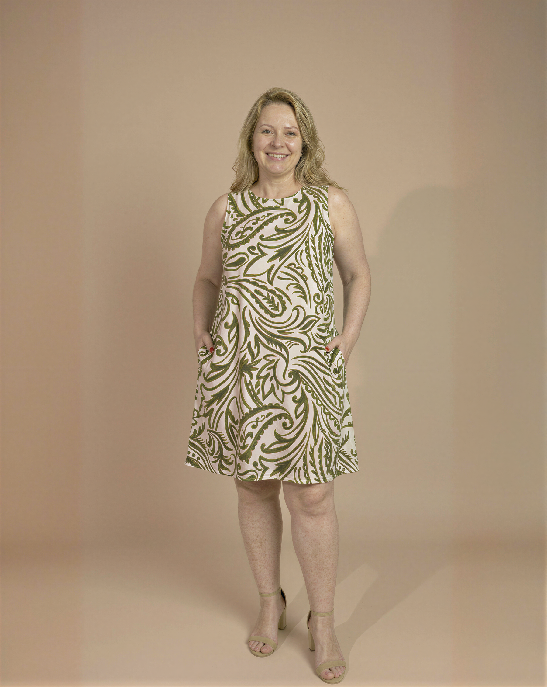 Vestido Amanda com Bolsos Floral Verde